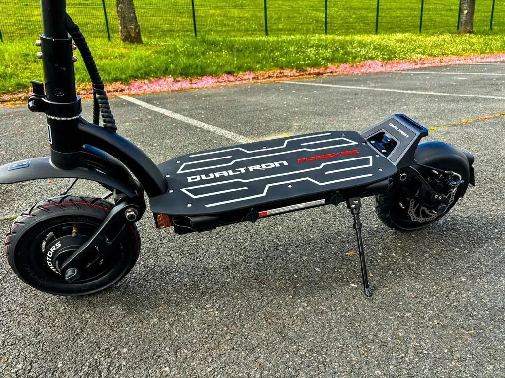 TROTTINETTE ELECTRIQUE DUALTRON (6).webp